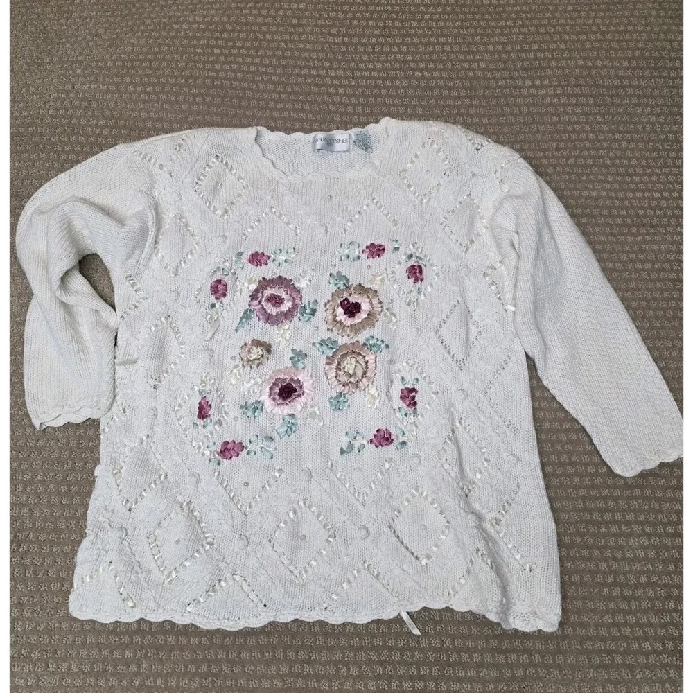 Casual Corner Sweater Medium Oversized Floral Ribbon Cottage Core Fairy‎ Vintage